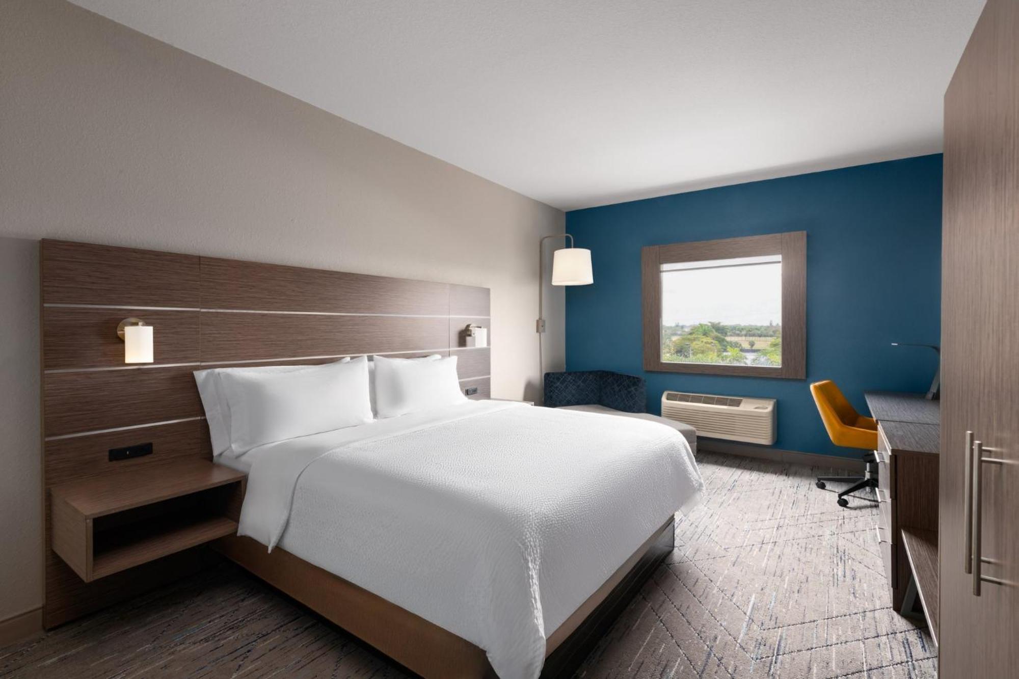 Holiday Inn Express & Suites Boynton Beach West By Ihg Eksteriør billede