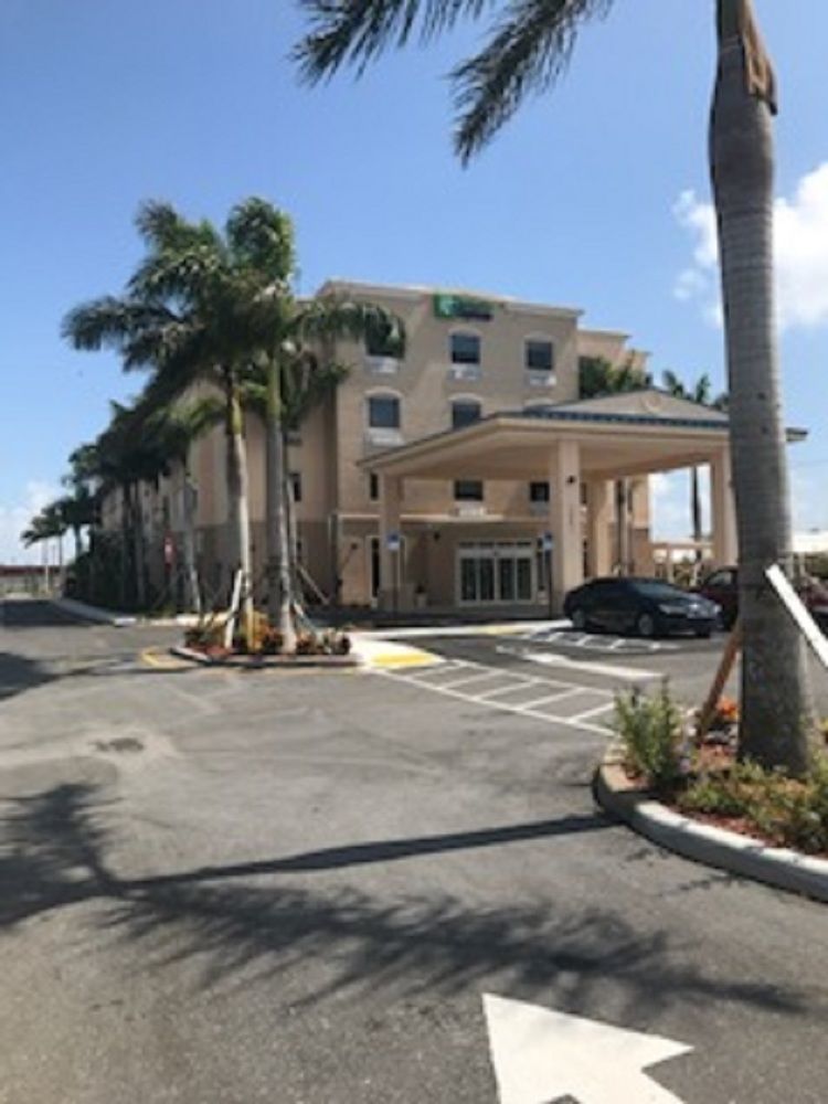 Holiday Inn Express & Suites Boynton Beach West By Ihg Eksteriør billede